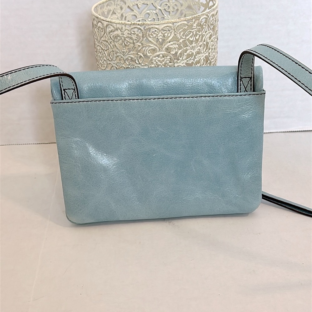Women's Hobo International Glade Leather in Mist Blue NWOT - Picture 4 of 15